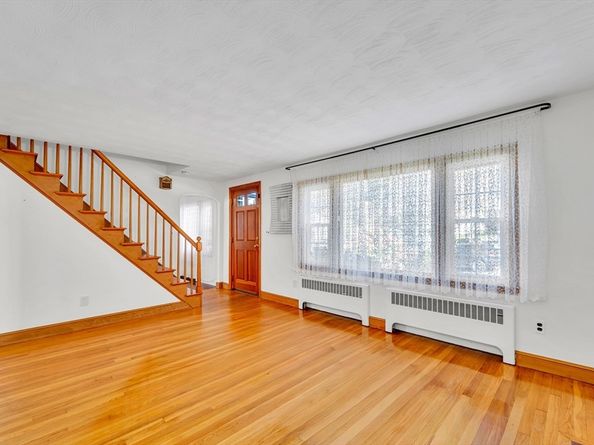 16 Wilbur Ave, Arlington MA 02476