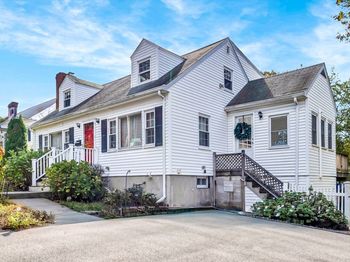 16 Wilbur Ave