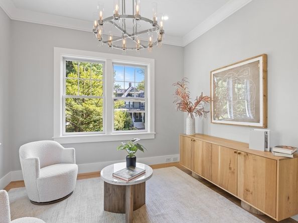 32 Edgewood Road 1, Lexington MA 02420