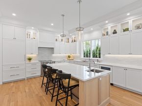 32 Edgewood Road 1, Lexington MA 02420