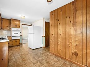 10 Leslie Lane, Millbury MA 01527