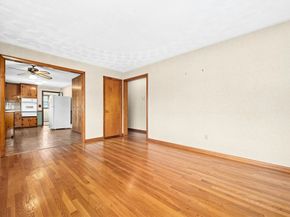 10 Leslie Lane, Millbury MA 01527