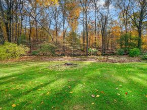 10 Leslie Lane, Millbury MA 01527