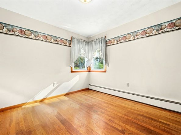 10 Leslie Lane, Millbury MA 01527