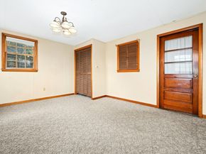 10 Leslie Lane, Millbury MA 01527