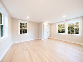 292 Main St, Norfolk MA 02056