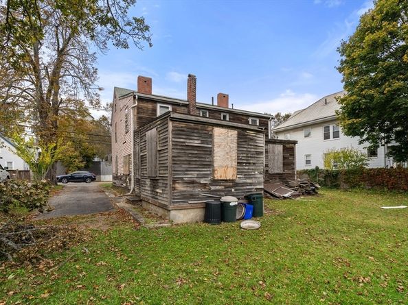 33 Elm St, Quincy MA 02169