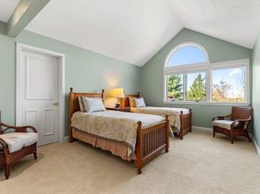 7 Wainwright Rd 118, Winchester MA 01890