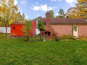 122 Holden St, Holden MA 01520
