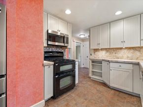 122 Holden St, Holden MA 01520