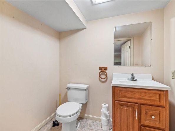 122 Holden St, Holden MA 01520