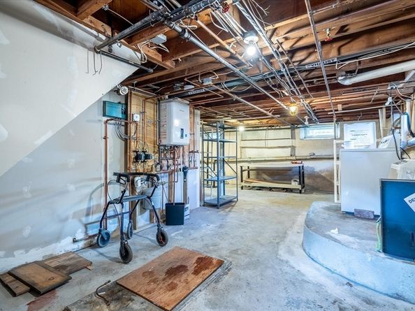 122 Holden St, Holden MA 01520