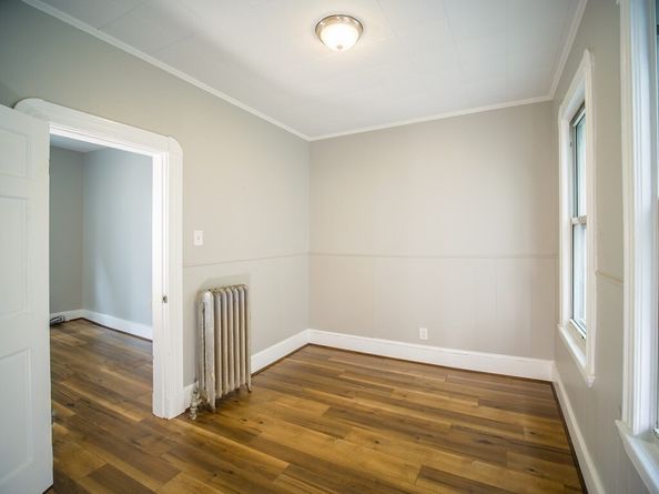 428 Saratoga St, Boston MA 02128