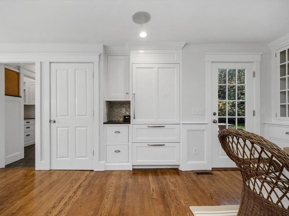 25 Irving Street, Hingham MA 02043