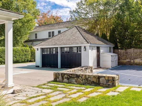 25 Irving Street, Hingham MA 02043