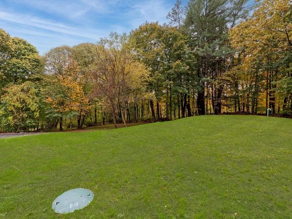 424 Great Rd, Stow MA 01775