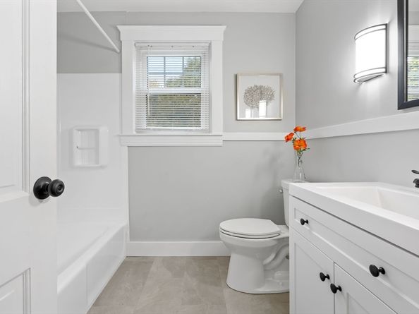 424 Great Rd, Stow MA 01775