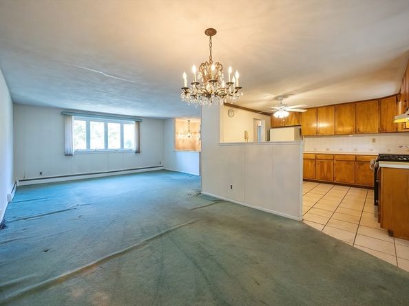 17 Plymouth Rd, Peabody MA 01960