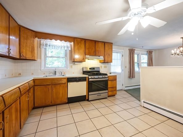 17 Plymouth Rd, Peabody MA 01960