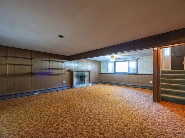 17 Plymouth Rd, Peabody MA 01960
