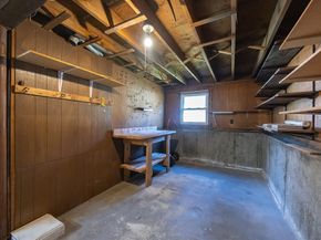 17 Plymouth Rd, Peabody MA 01960