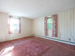 17 Plymouth Rd, Peabody MA 01960