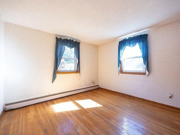 17 Plymouth Rd, Peabody MA 01960