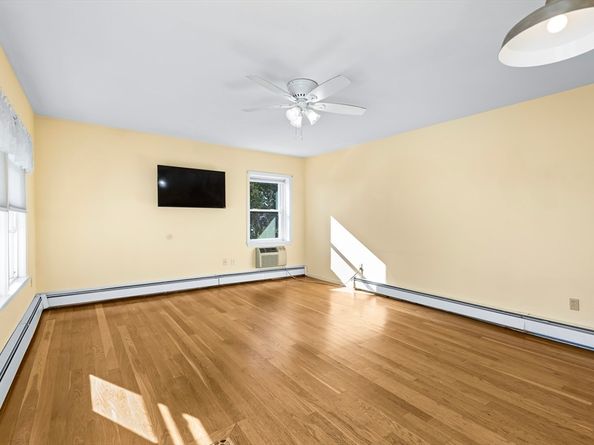 32 Barker Rd 3, Scituate MA 02066