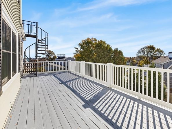 32 Barker Rd 3, Scituate MA 02066