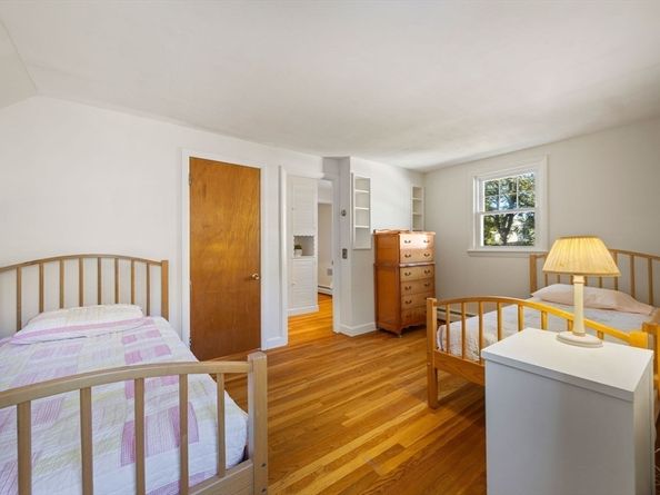 20 Lansdowne Road, Arlington MA 02474