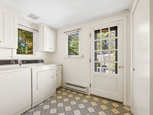 20 Lansdowne Road, Arlington MA 02474