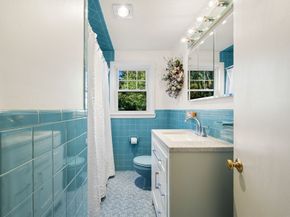 20 Lansdowne Road, Arlington MA 02474