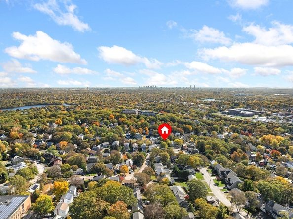 20 Lansdowne Road, Arlington MA 02474