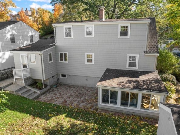 20 Lansdowne Road, Arlington MA 02474