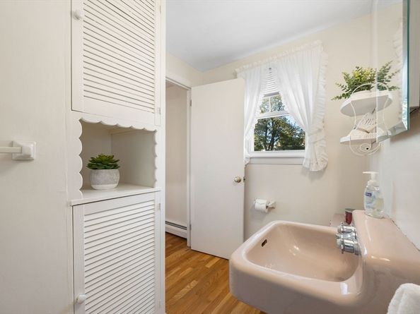 20 Lansdowne Road, Arlington MA 02474
