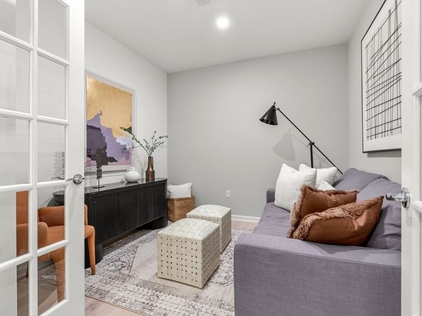 30 Coppersmith Way 201, Canton MA 02021