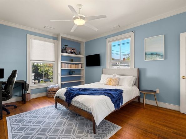 262 Lafayette St 2, Salem MA 01970
