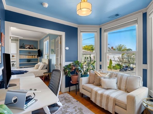 262 Lafayette St 2, Salem MA 01970