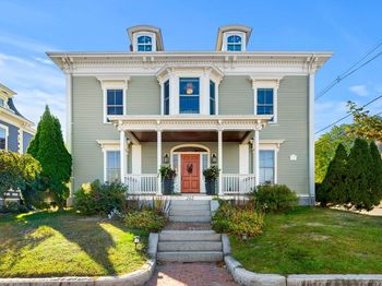 262 Lafayette St