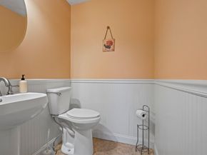 385 Sutton St 385, North Andover MA 01845