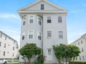 78 Harlem St, Worcester MA 01610