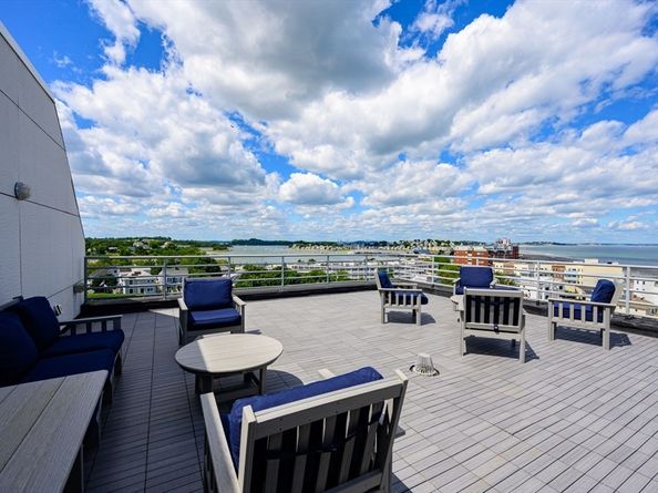 20 Rockland House Rd 203, Hull MA 02045
