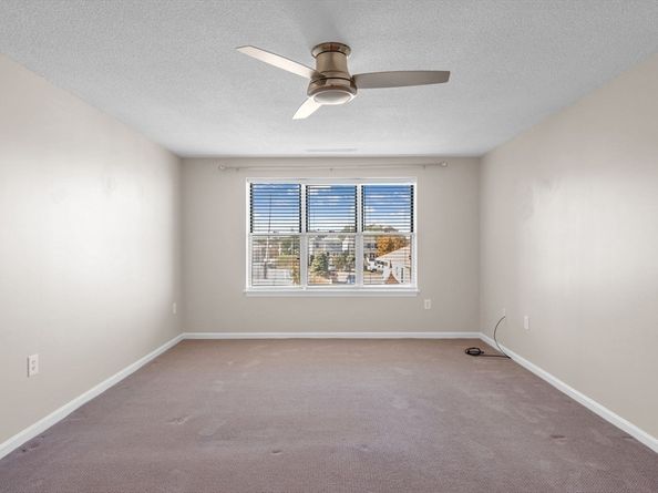 20 Rockland House Rd 203, Hull MA 02045