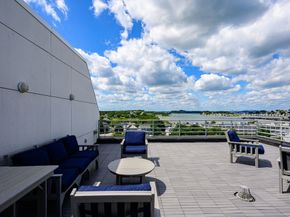 20 Rockland House Rd 203, Hull MA 02045