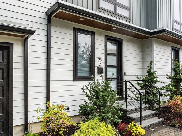 25 Tolman St 2, Waltham MA 02453