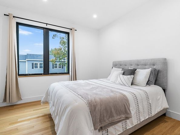 25 Tolman St 2, Waltham MA 02453