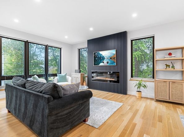 25 Tolman St 2, Waltham MA 02453