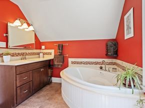 18 Hill St, Lexington MA 02421