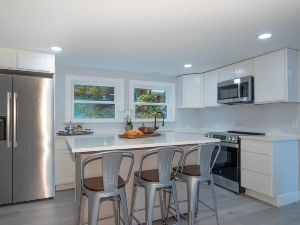 531 Walpole St, Norwood MA 02062