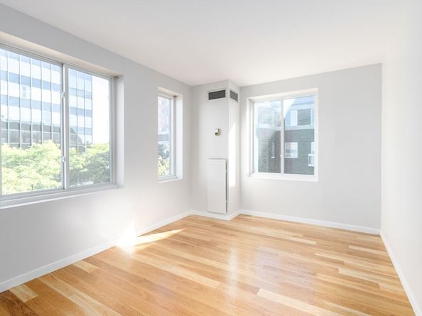 950 Massachusetts Ave 504, Cambridge MA 02139